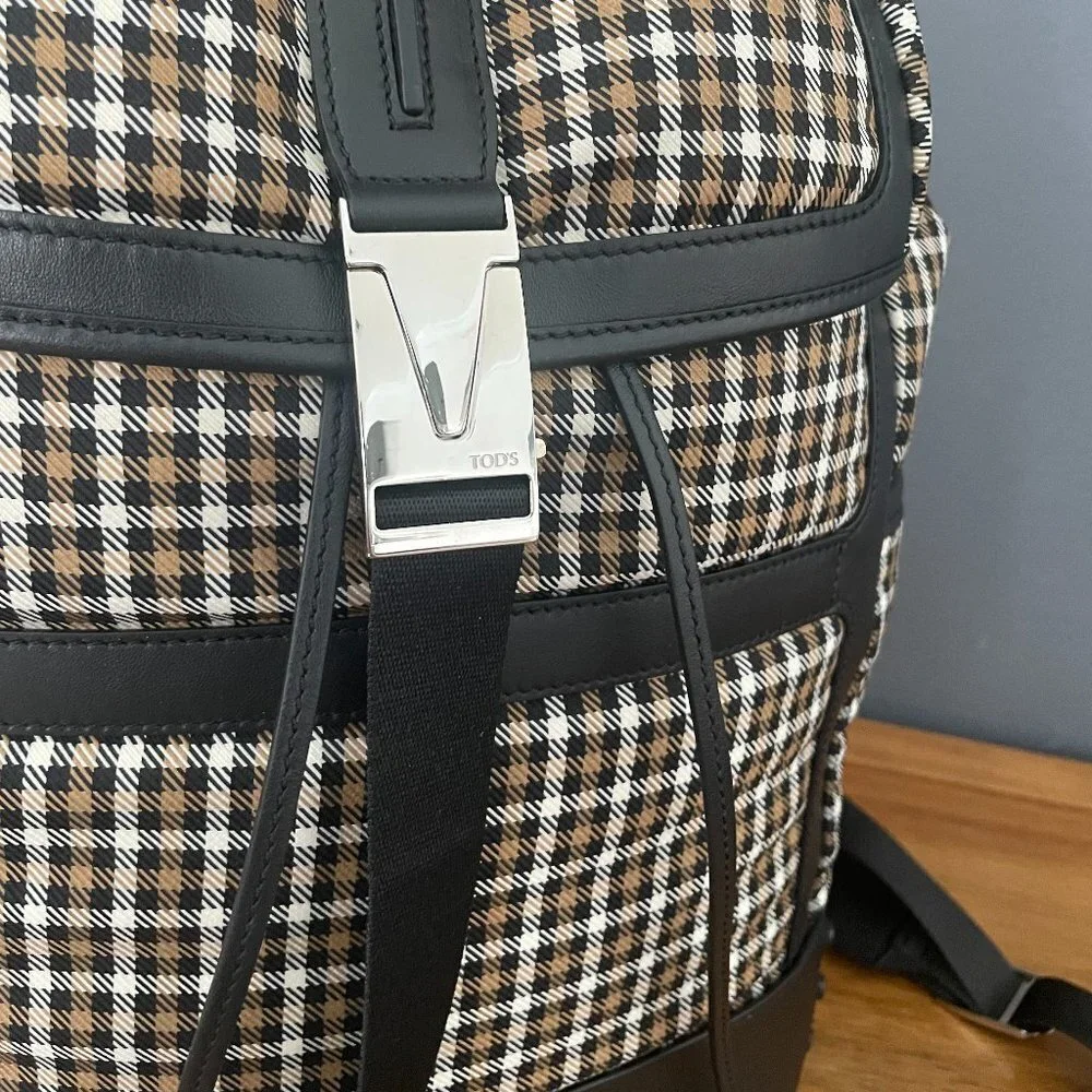 Tod's Italy  Fabric‎ Backpack, Tech New Gommini Medio, XBMTDSG9300NRHXTT3